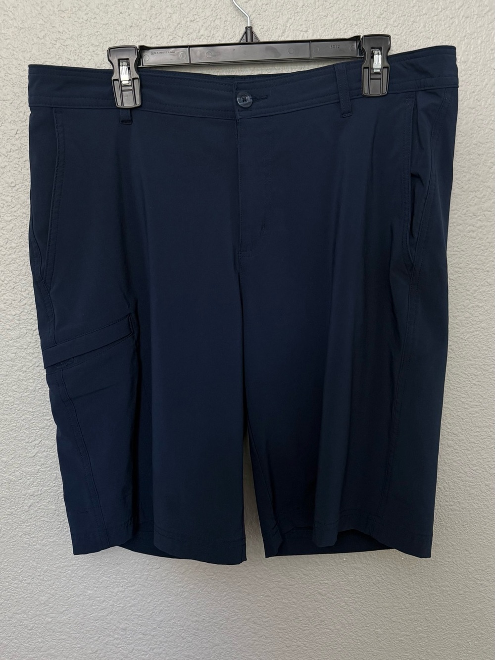 Columbia | PFG Navy Shorts | Waist 36” Inseam 10”
